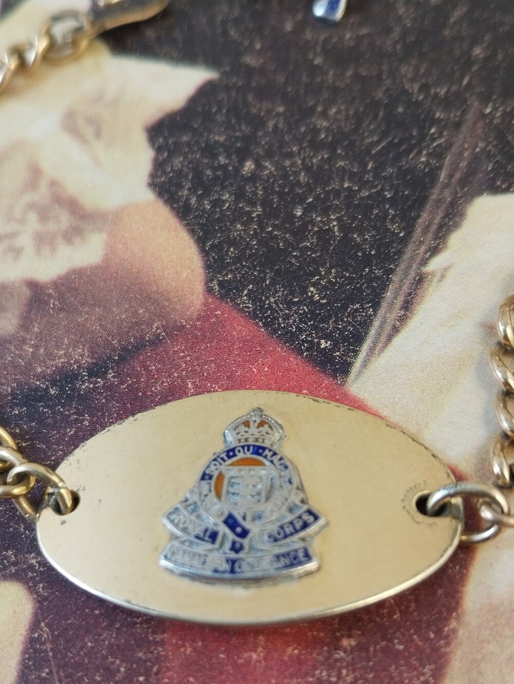 Vintage Sterling Silver WWII Sweetheart Bracelet & Broosh - Picture 11 of 11